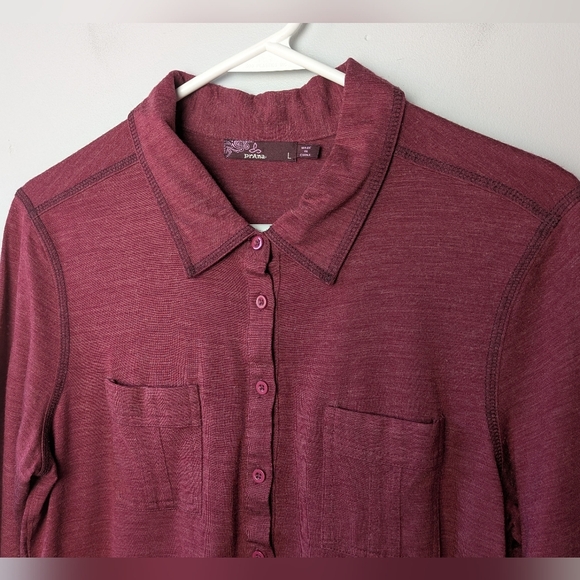 PRANA Women Long Sleeve Polo Shirt Size Large 5 Buttons Closure Dark Pink - Picture 3 of 11
